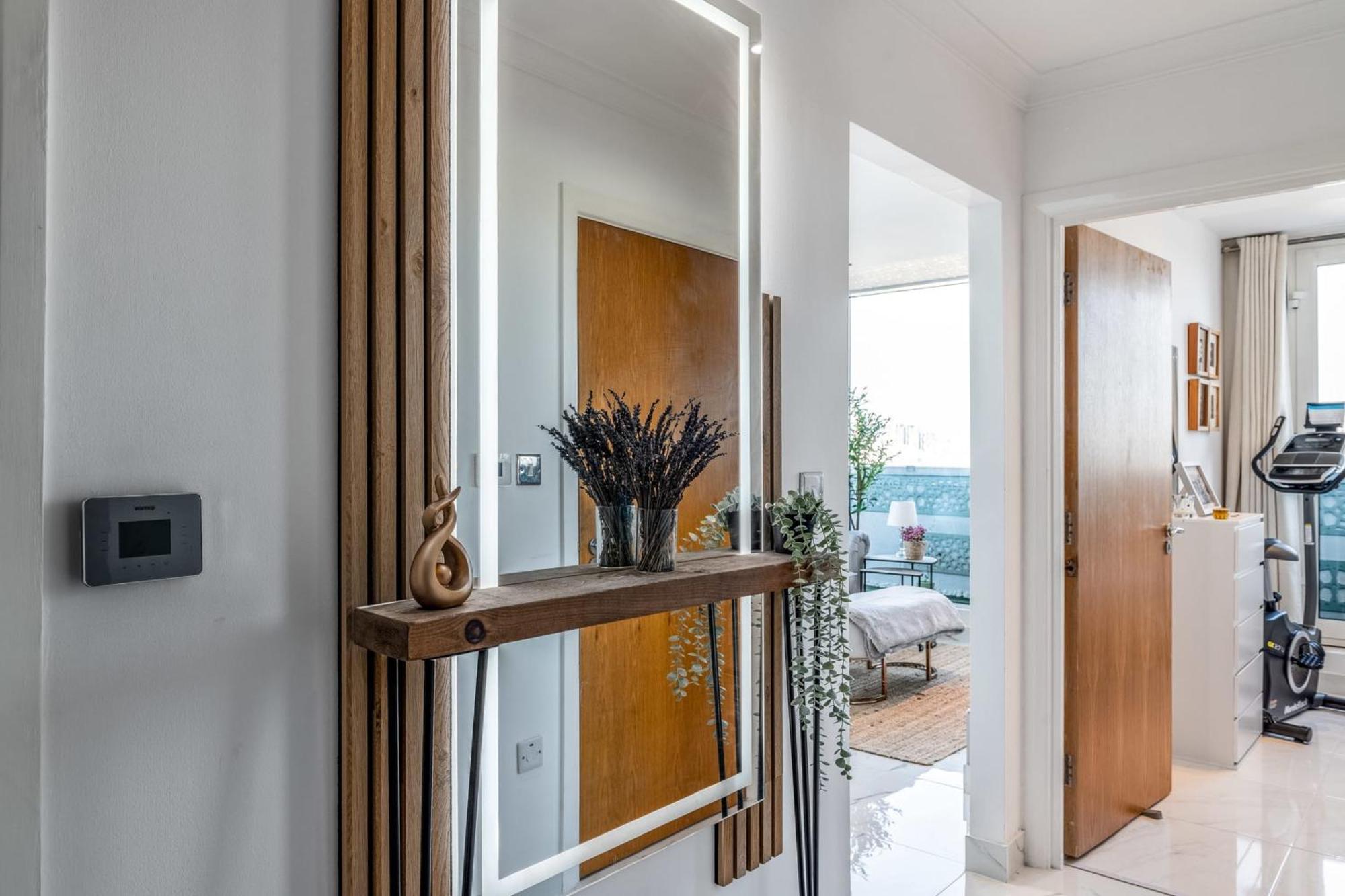לונדון Canary Wharf Retreat With Free Secure Parking מראה חיצוני תמונה