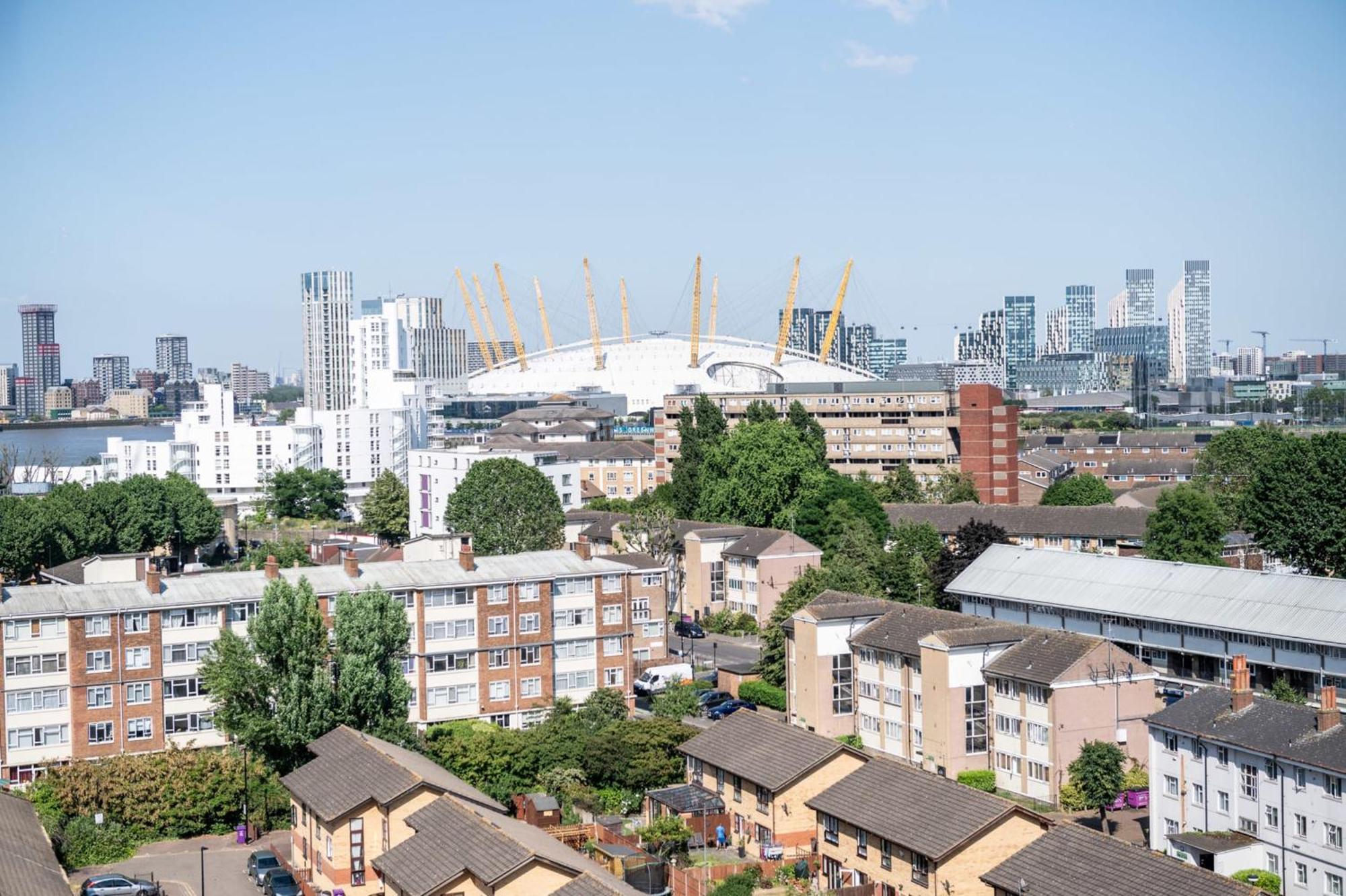 לונדון Canary Wharf Retreat With Free Secure Parking מראה חיצוני תמונה