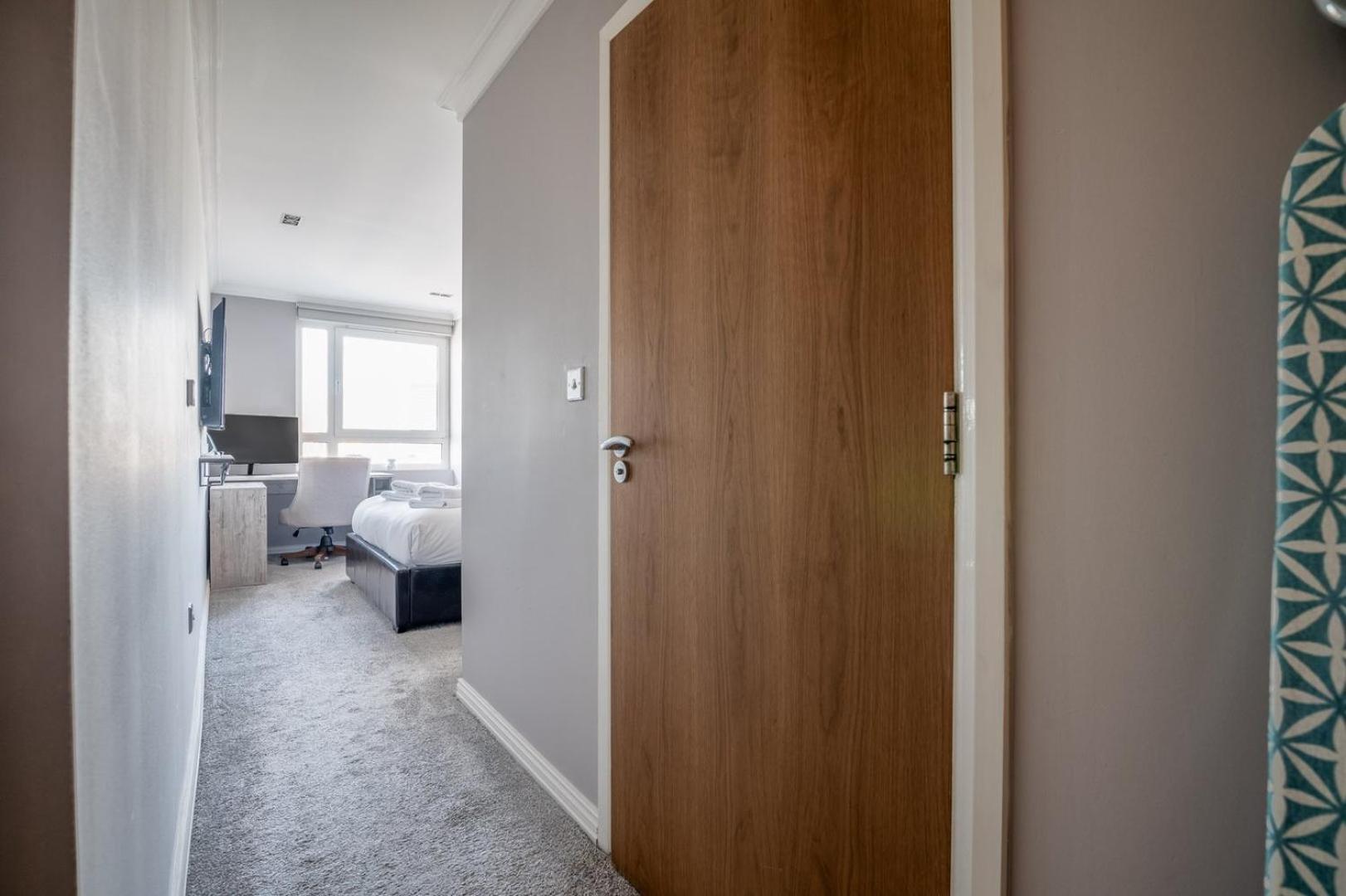 לונדון Canary Wharf Retreat With Free Secure Parking מראה חיצוני תמונה