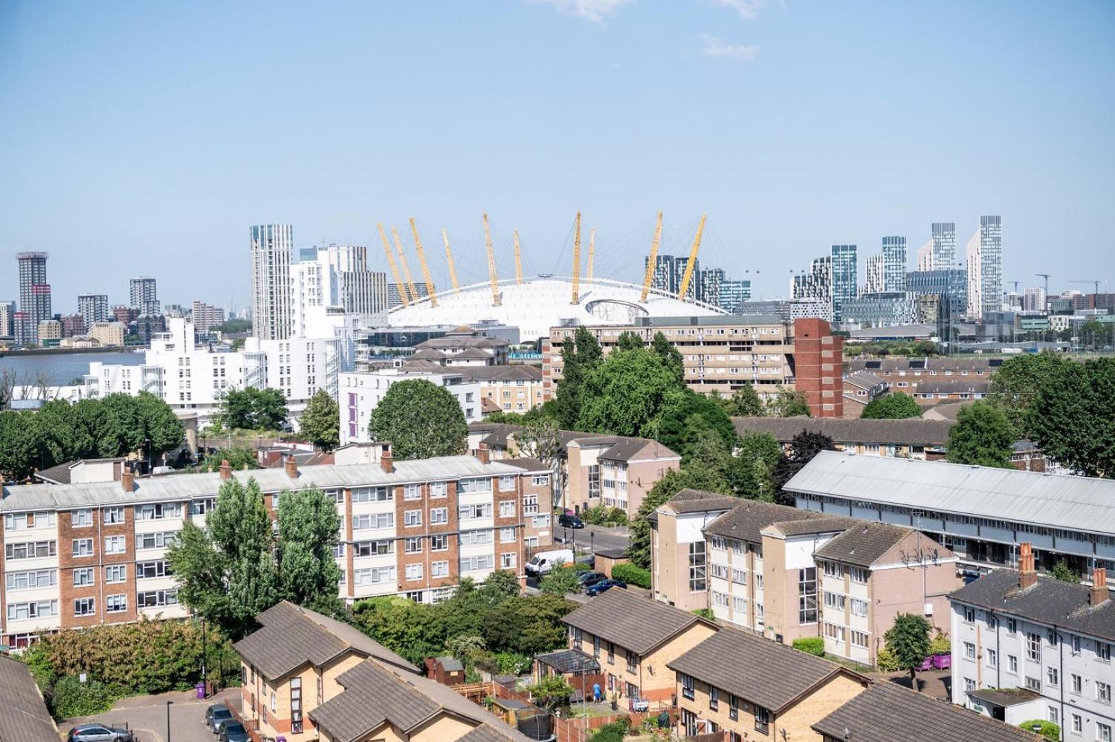 לונדון Canary Wharf Retreat With Free Secure Parking מראה חיצוני תמונה